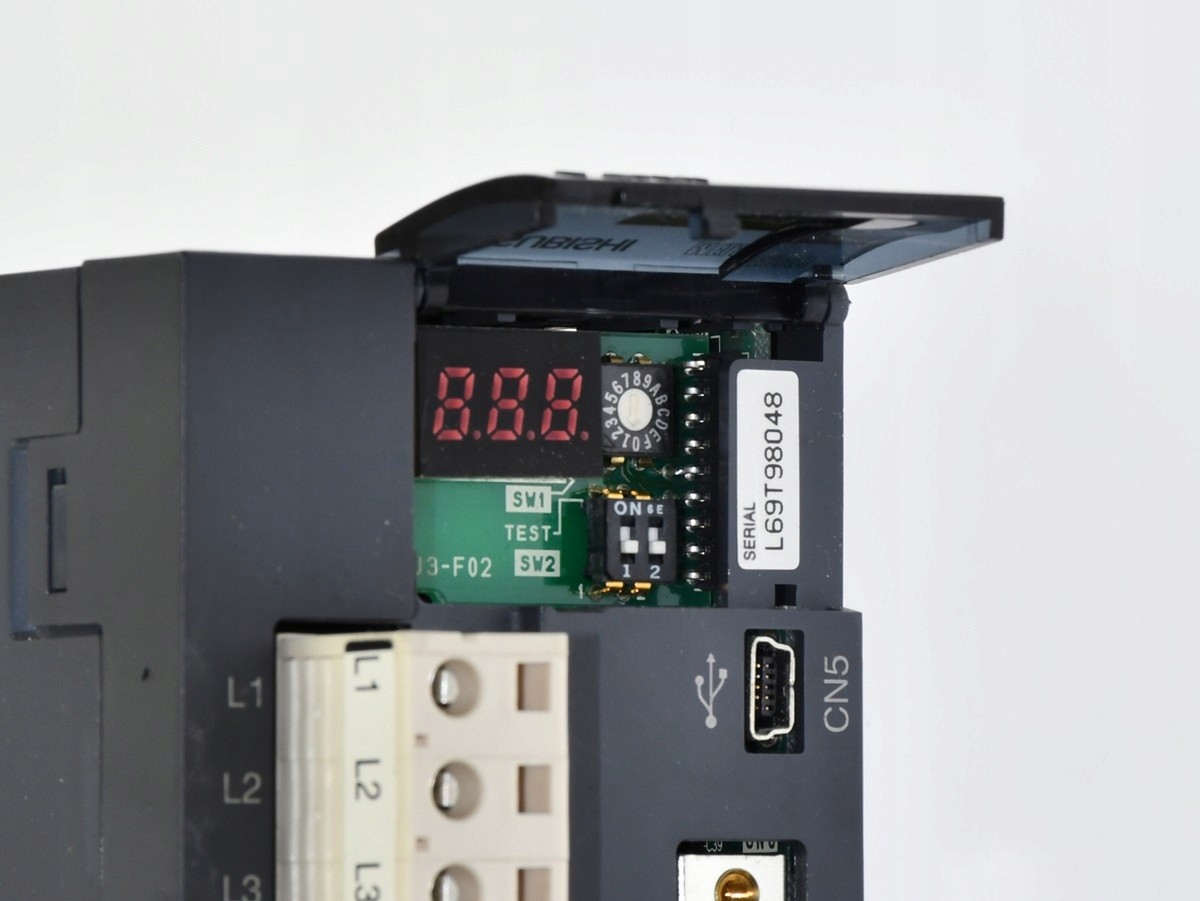 Mitsubishi MR-J3-70B-RJ004U502 CNC Controller