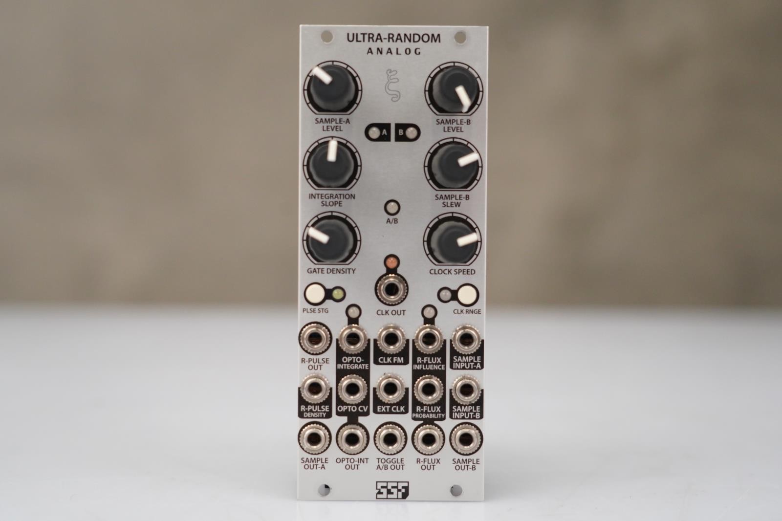 SSF Ultra-Random Analog Eurorack Module #58495