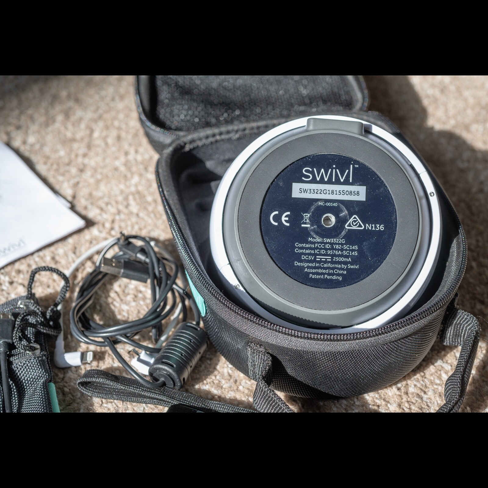Swivl SW3322G Presentation Robot with Case and Accessories