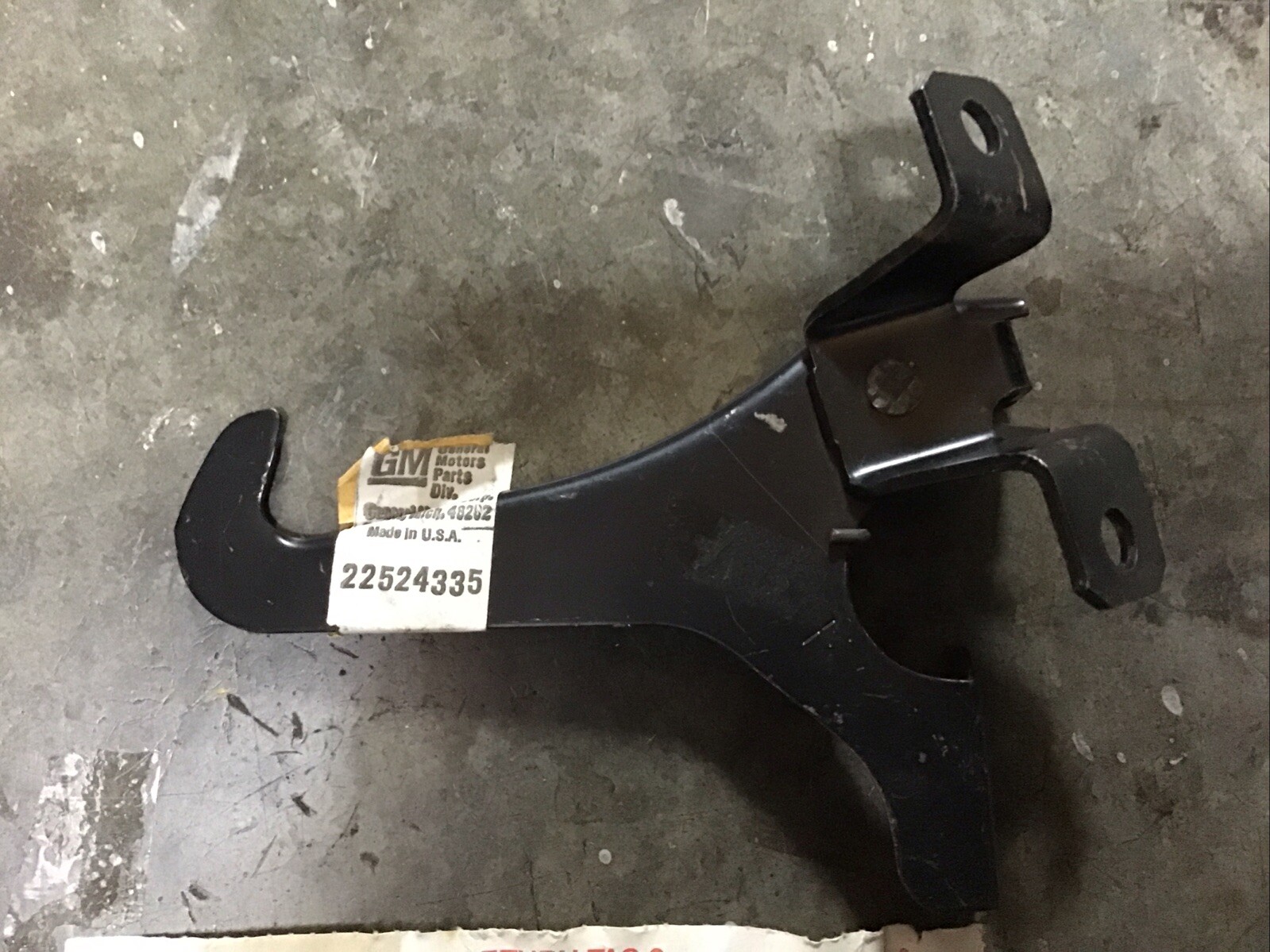 22569852 UPPER HOOD LATCH assembly GR8083 82-96 Buick Oldsmobile 22524335 (b61)