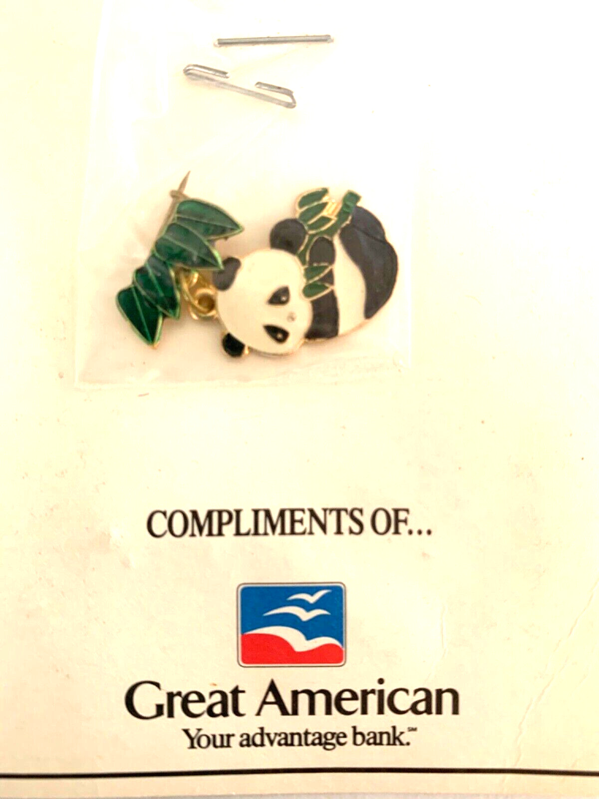 Pin Brooch Panda Bear San Diego Wild Animal Park 1988 Bank Give-A-Way Vintage