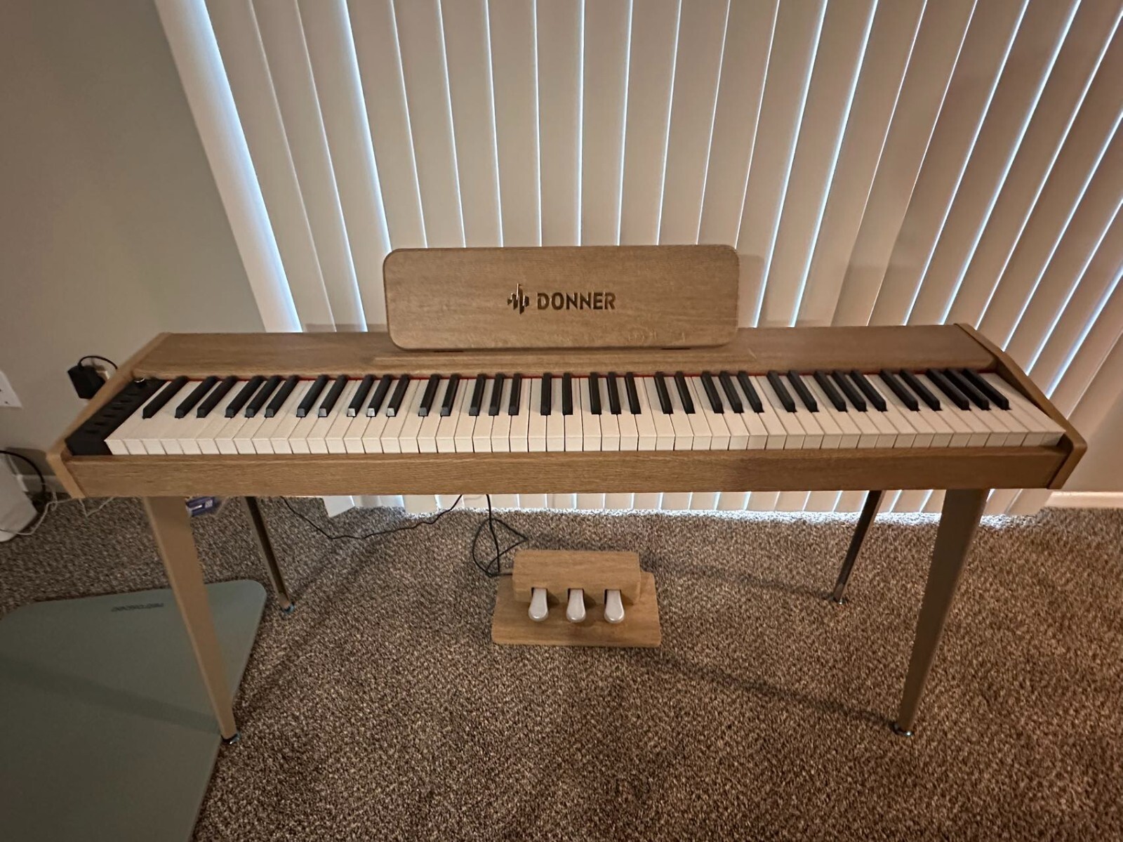 Donner DDP-60 88-Keys Electric Digital Piano - Light Wood
