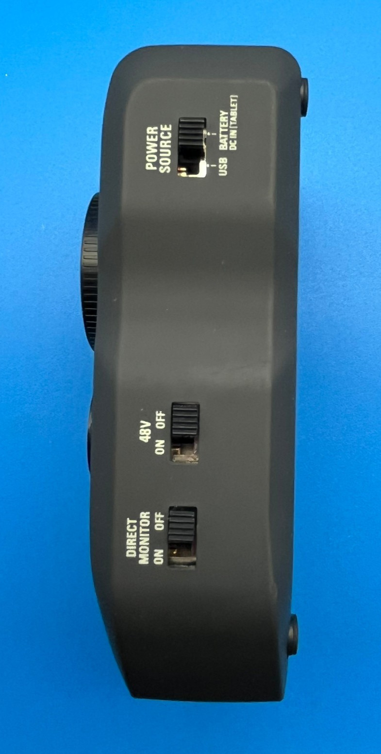 Zoom U-22 Handy Audio Interface 120US