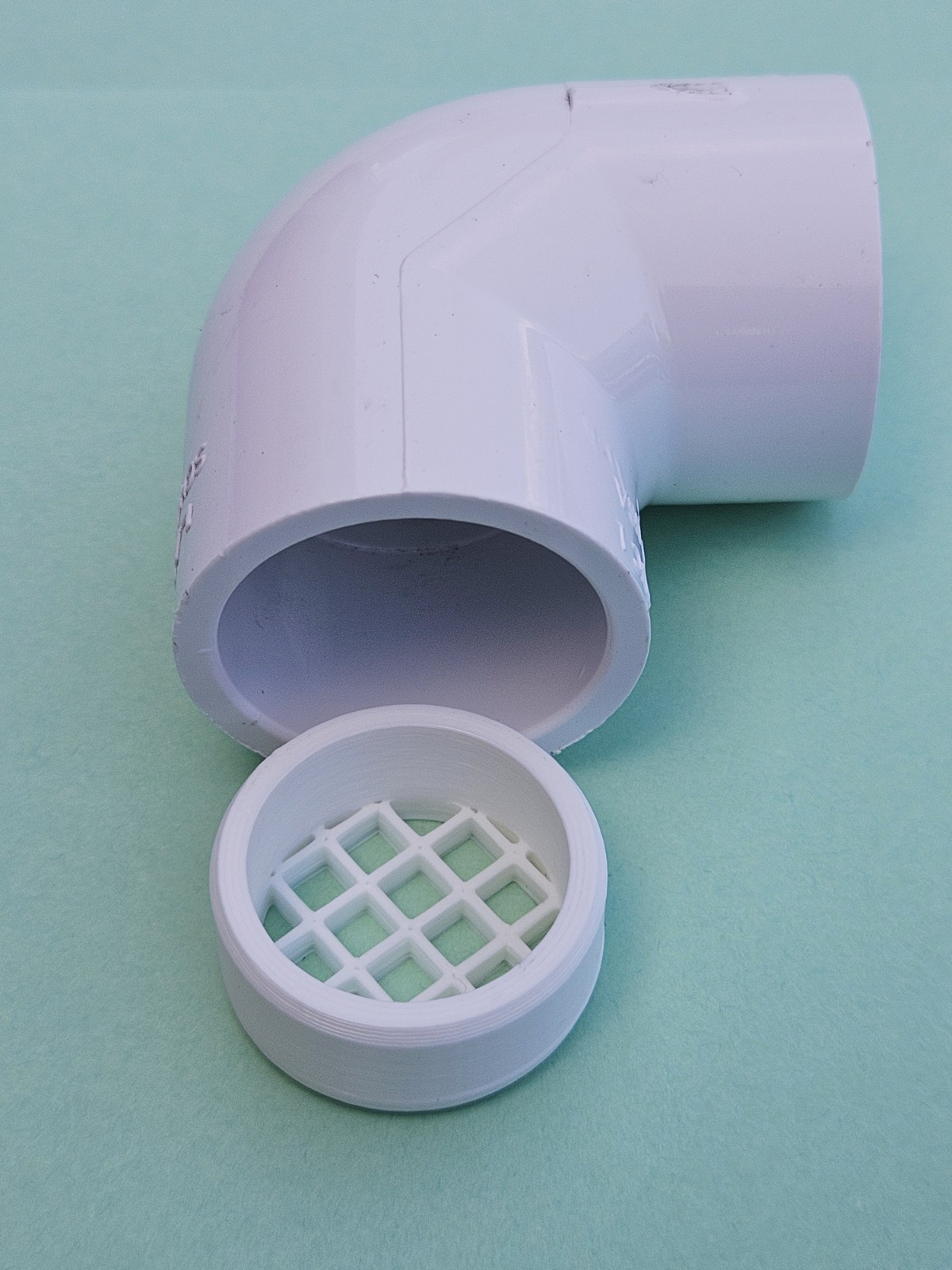 3/4" PVC Pipe Vent Screen, 1.05" OD, 1/4" Mesh, All Plastic for 3/4" Fitting
