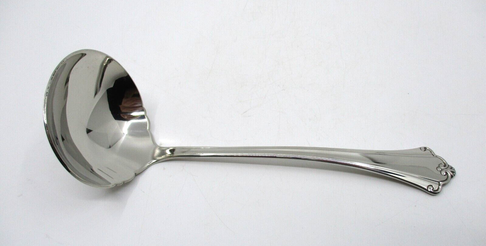 ONEIDA STAINLESS ANTICIPATION GRAVY LADLE - 7 1/4" - 02N