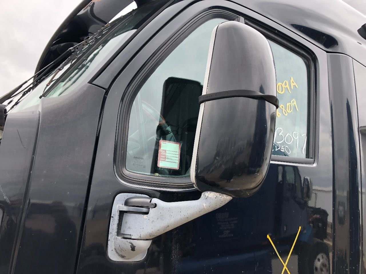 2000-2011 Peterbilt 387 POLY Left/Driver Door Mirror - Used