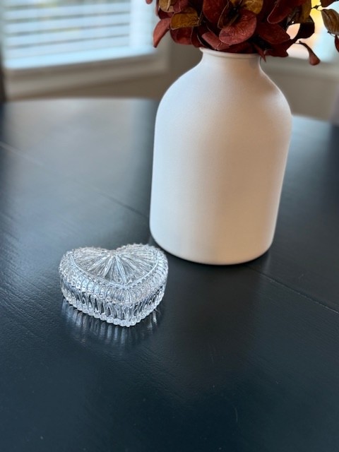 Crystal Heart Shaped Trinket Box / Ring Holder