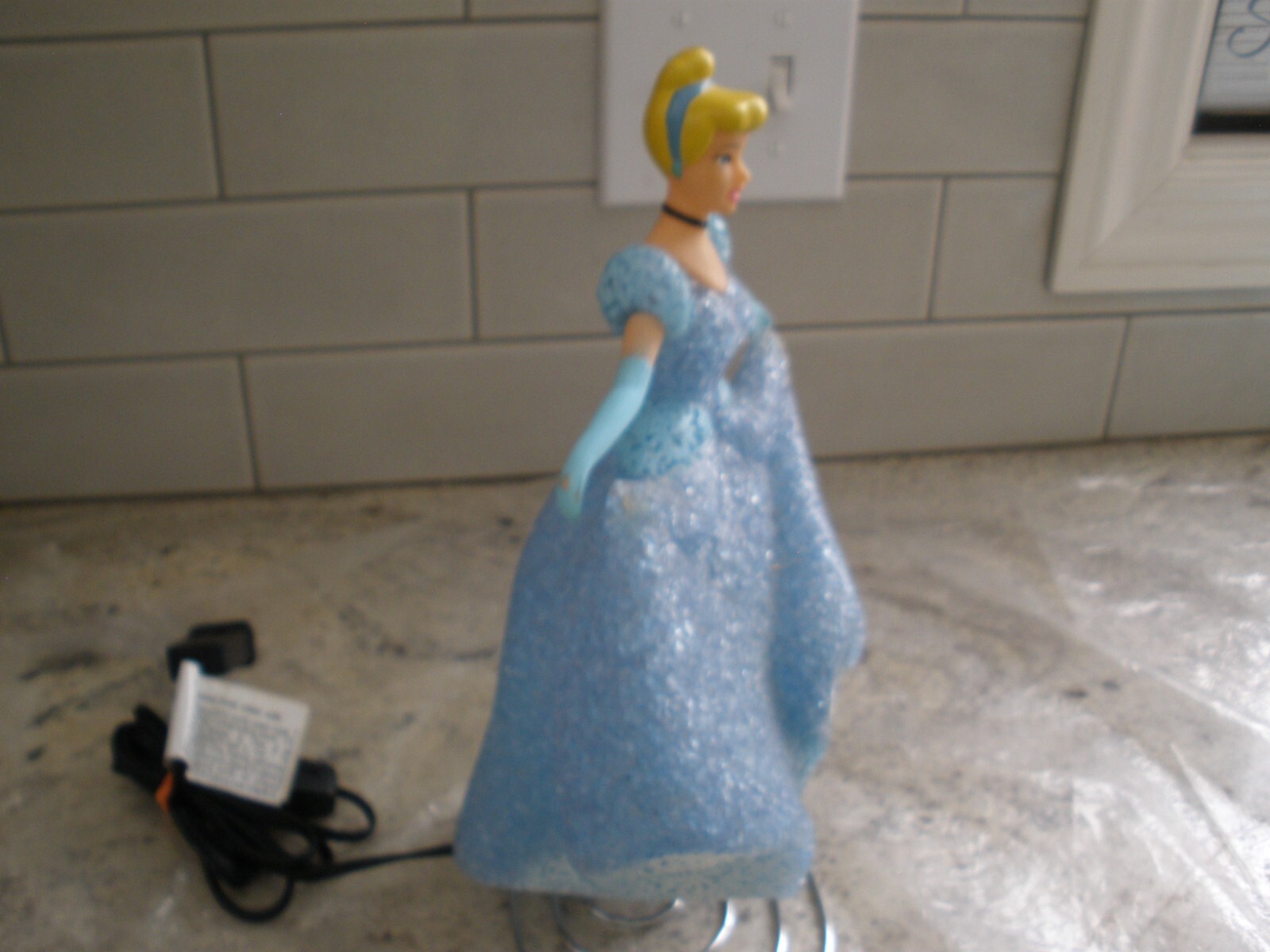 Melted Popcorn Cinderella Light WORKS 11" Tall