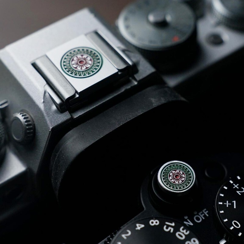 Flower Metal Hot Shoe Cover Shutter Button For Leica Sony Canon Nikon Fuji