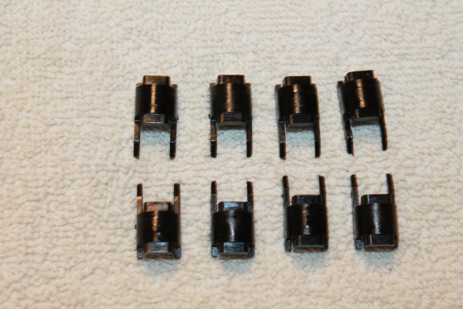 ** Athearn Blue Box Loco Parts ** 4-Pair Locomotive Wormgear Housings MPN 40053