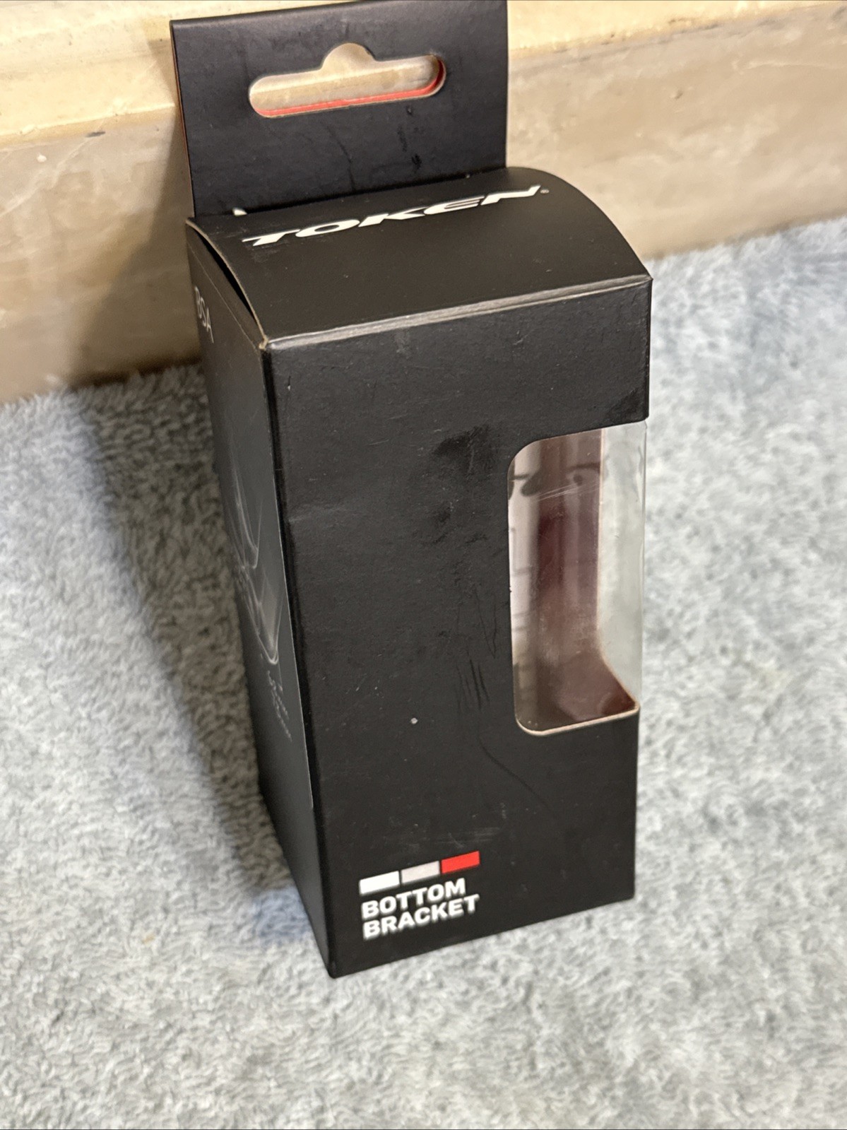 Token TK878 Threaded Bottom Bracket - English, Shimano HollowTech II, Black[ssg]