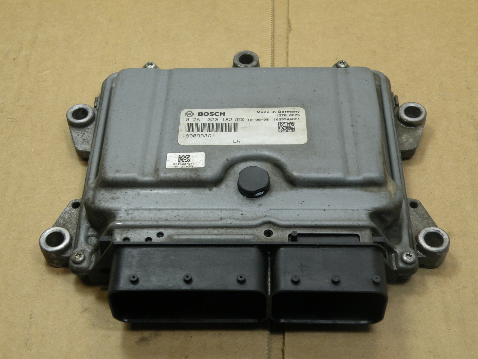 Bosch 1890993C1 Engine Control Module, Bosch p/n:- 0281020182 ECM