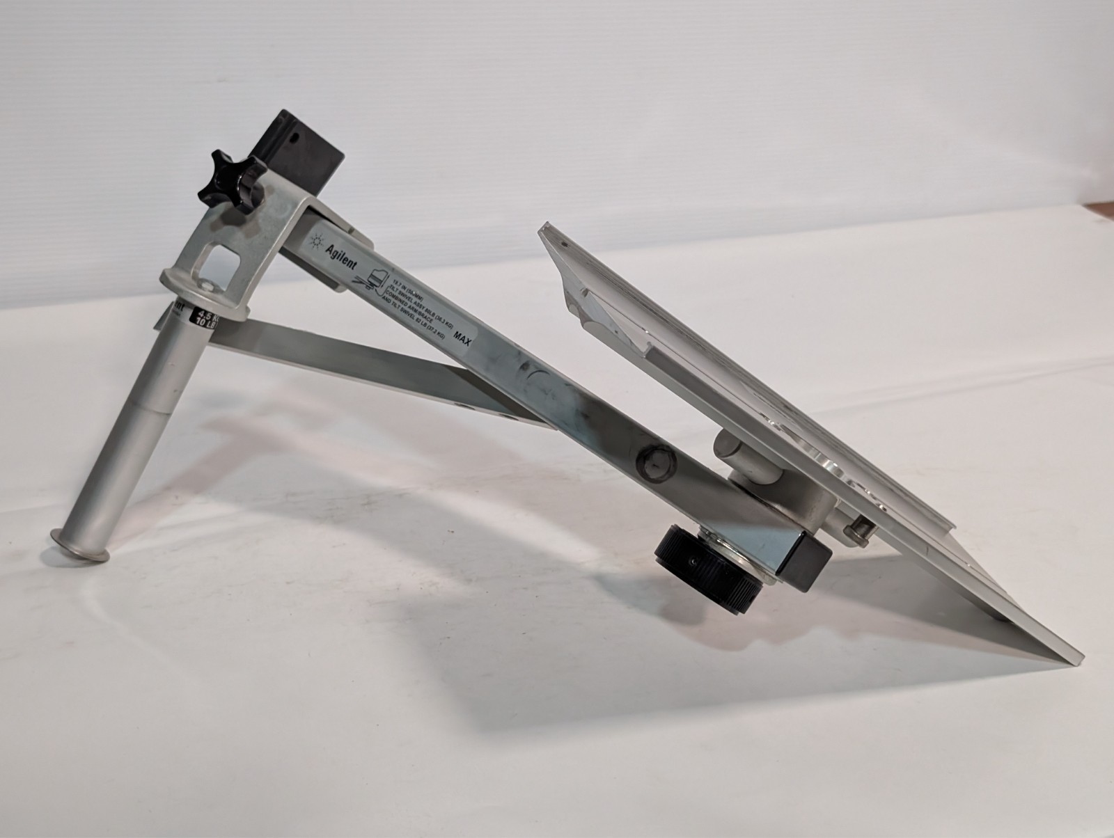 Agilent MP13PHPML1A tilt-swivel monitor shelf arm, 19.7in, 80 lb post mount