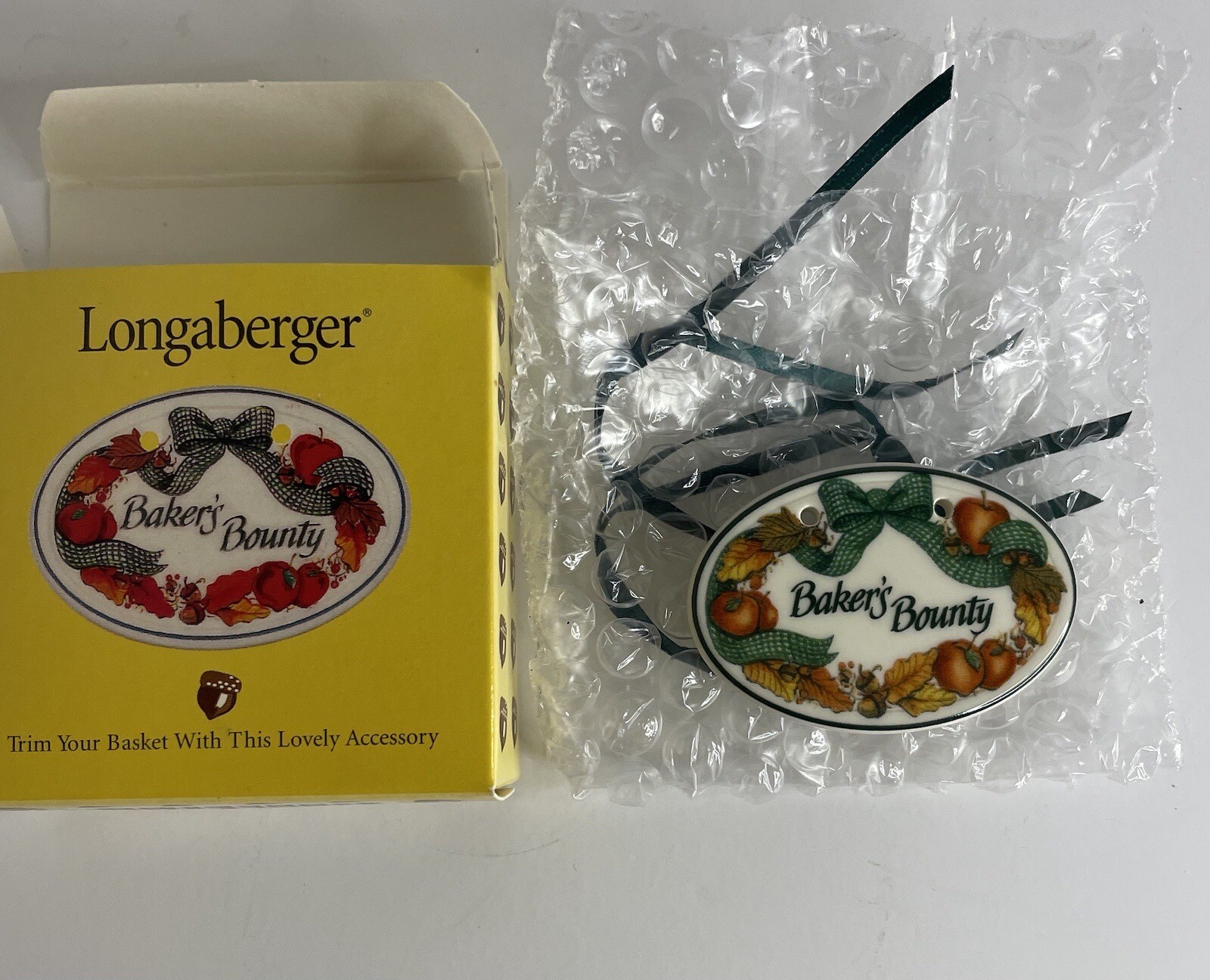 Longaberger Tie On:Baker’s Bounty  Oval 33669. EUC