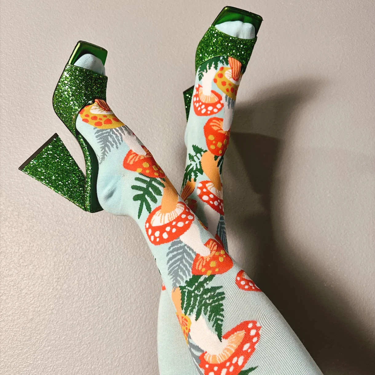 Wonderland Mushrooms Women's Knee High Socks Size 9-11 Sock It To Me Fashion New