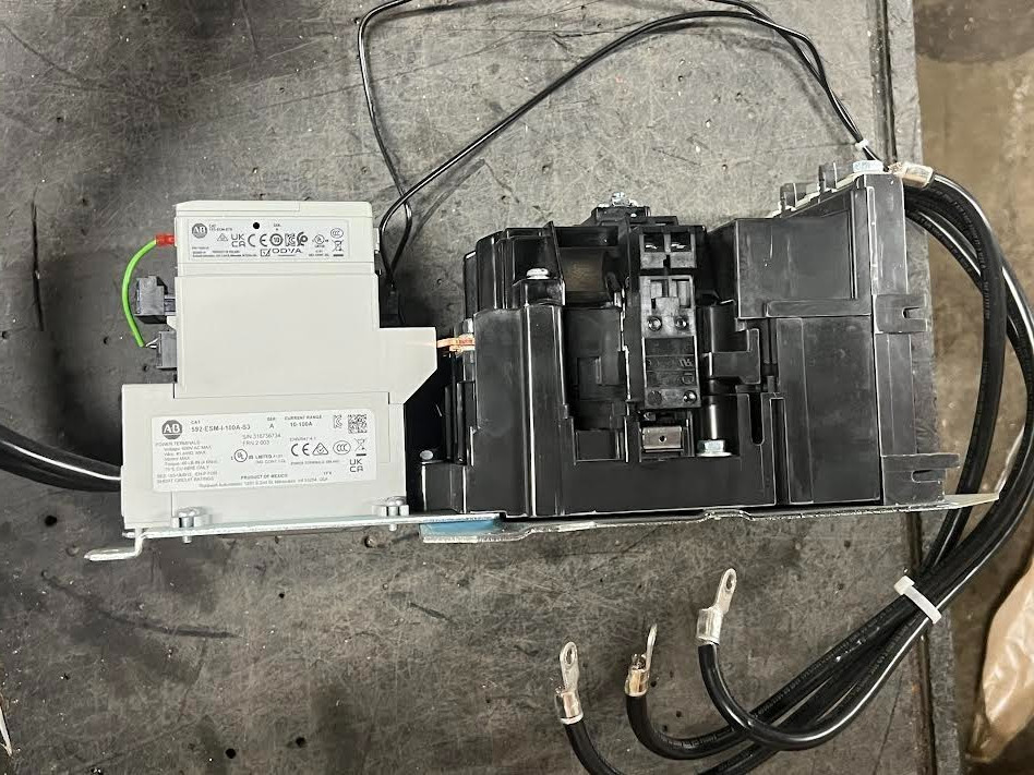 Allen Bradley 500F-DO*930 Ser C with 592-ESM-I-100A-S3 Ser A and 193-ECM-ETR New