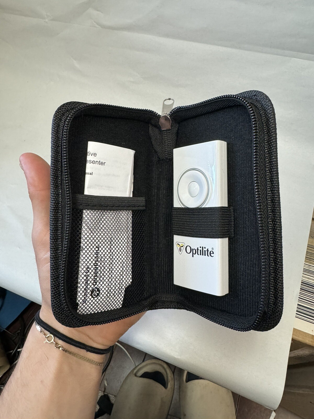 Optilite Integrative Wireless Presenter W/ Case