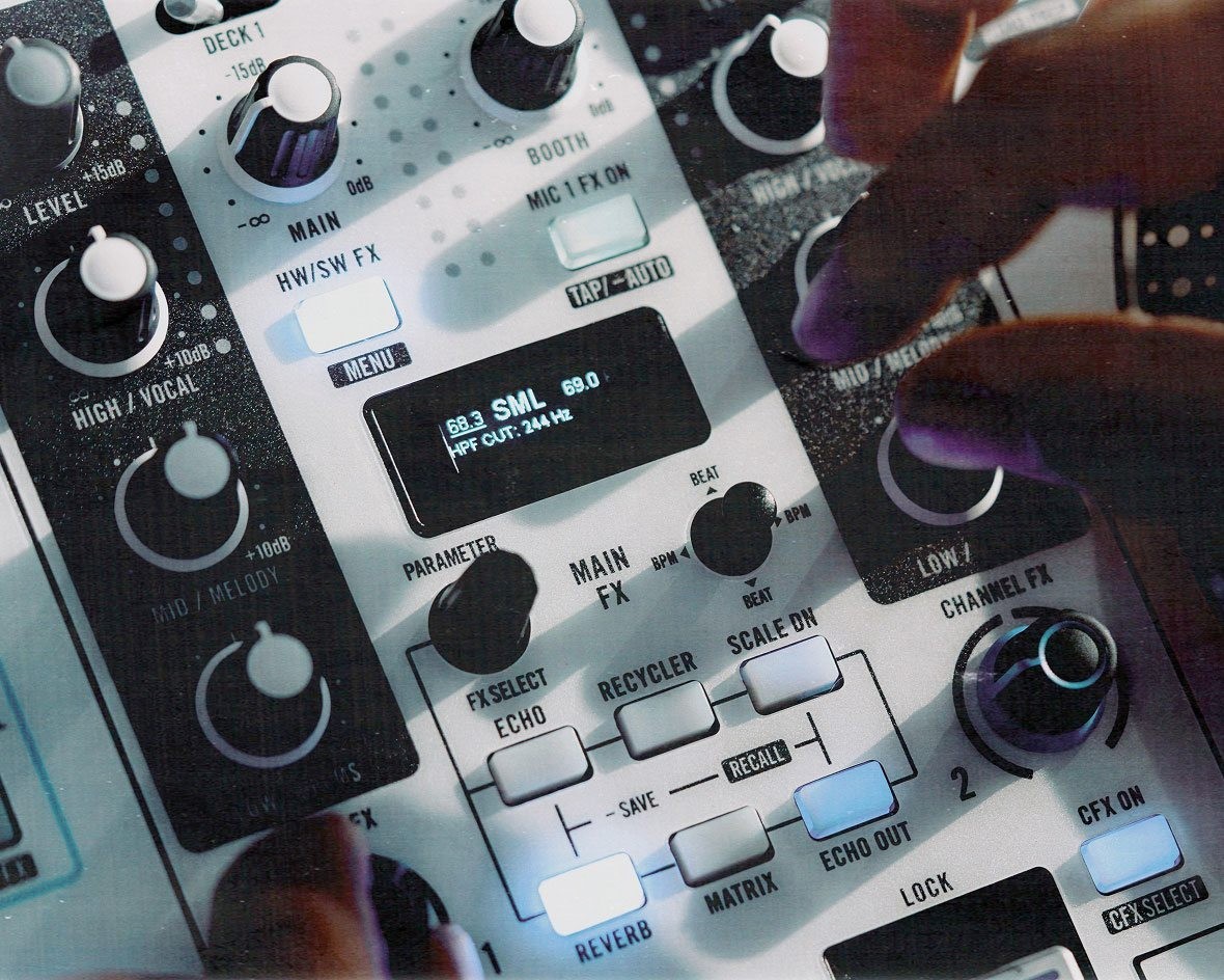 Rane ONE MKII Pro Motorized DJ Controller With Stems Controls & focused (MINT)