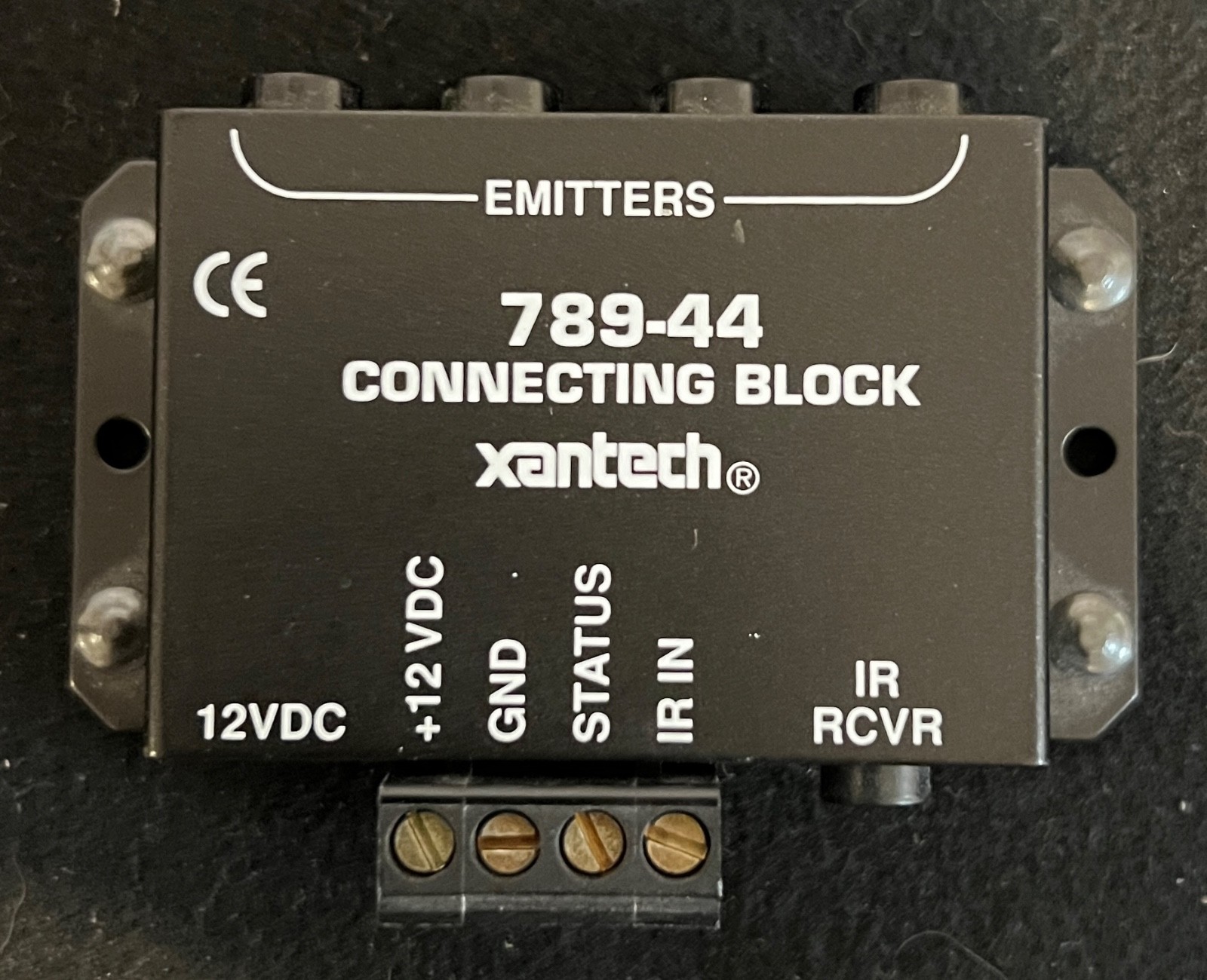Xantech 789-44 Connecting Block Emitter 1 Zone 4 Source 12VDC