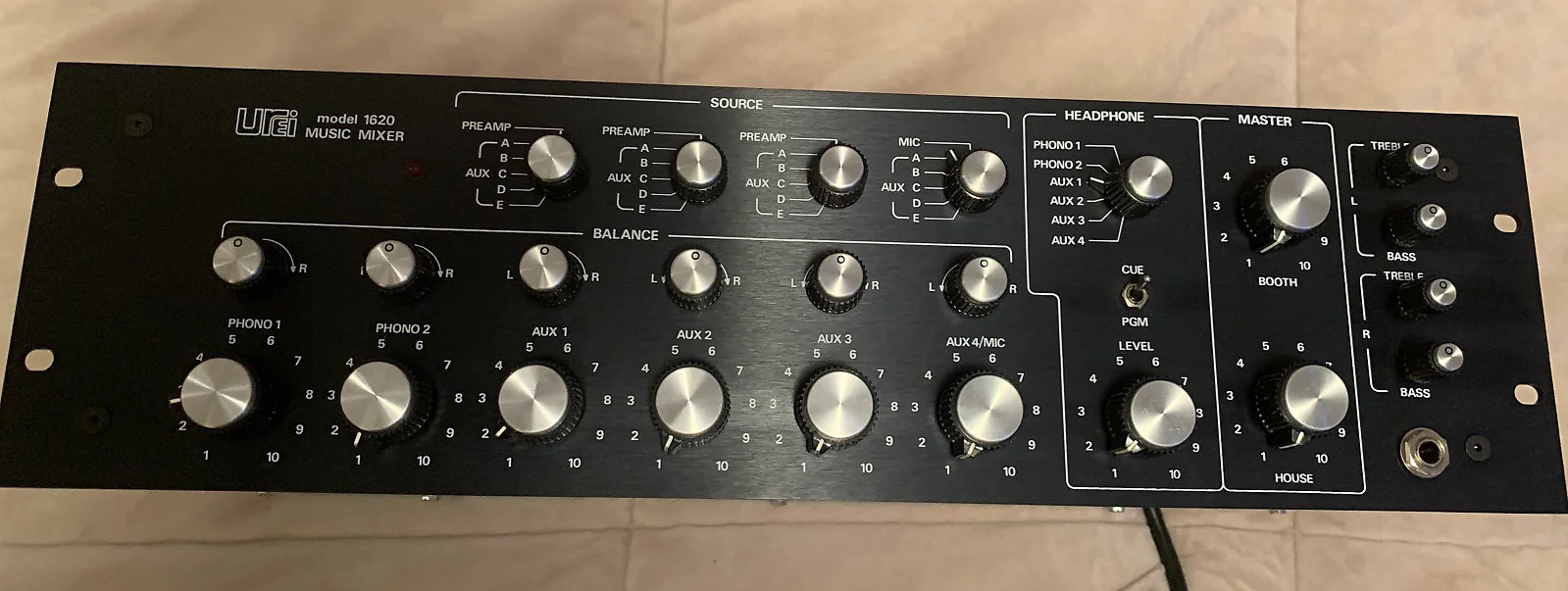 Urei 1620 Rotary DJ Mixer