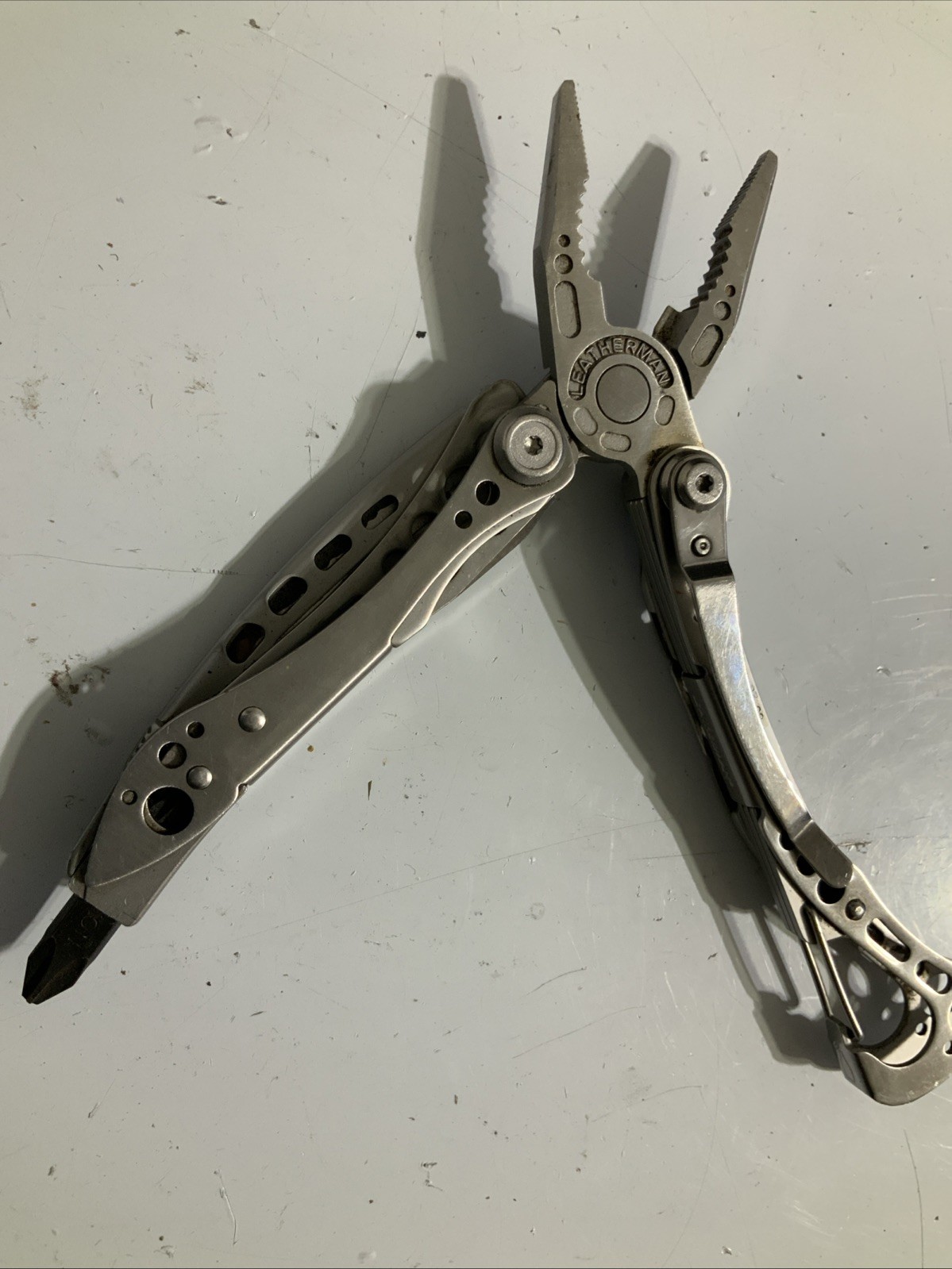 Leatherman Skeletool Multi Tool Stainless Steel