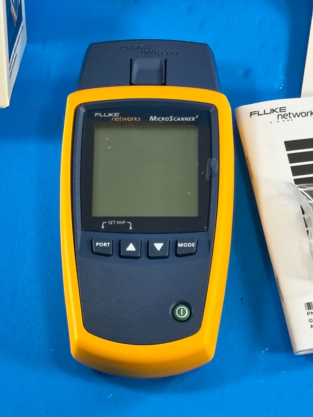 Fluke Networks Microscanner2 MS2-100 Cable Verifier Checker Meter NEW NIB
