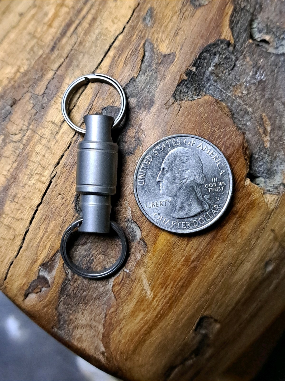 Minimalist Series Titanium Quick-Release Keychain Swivel