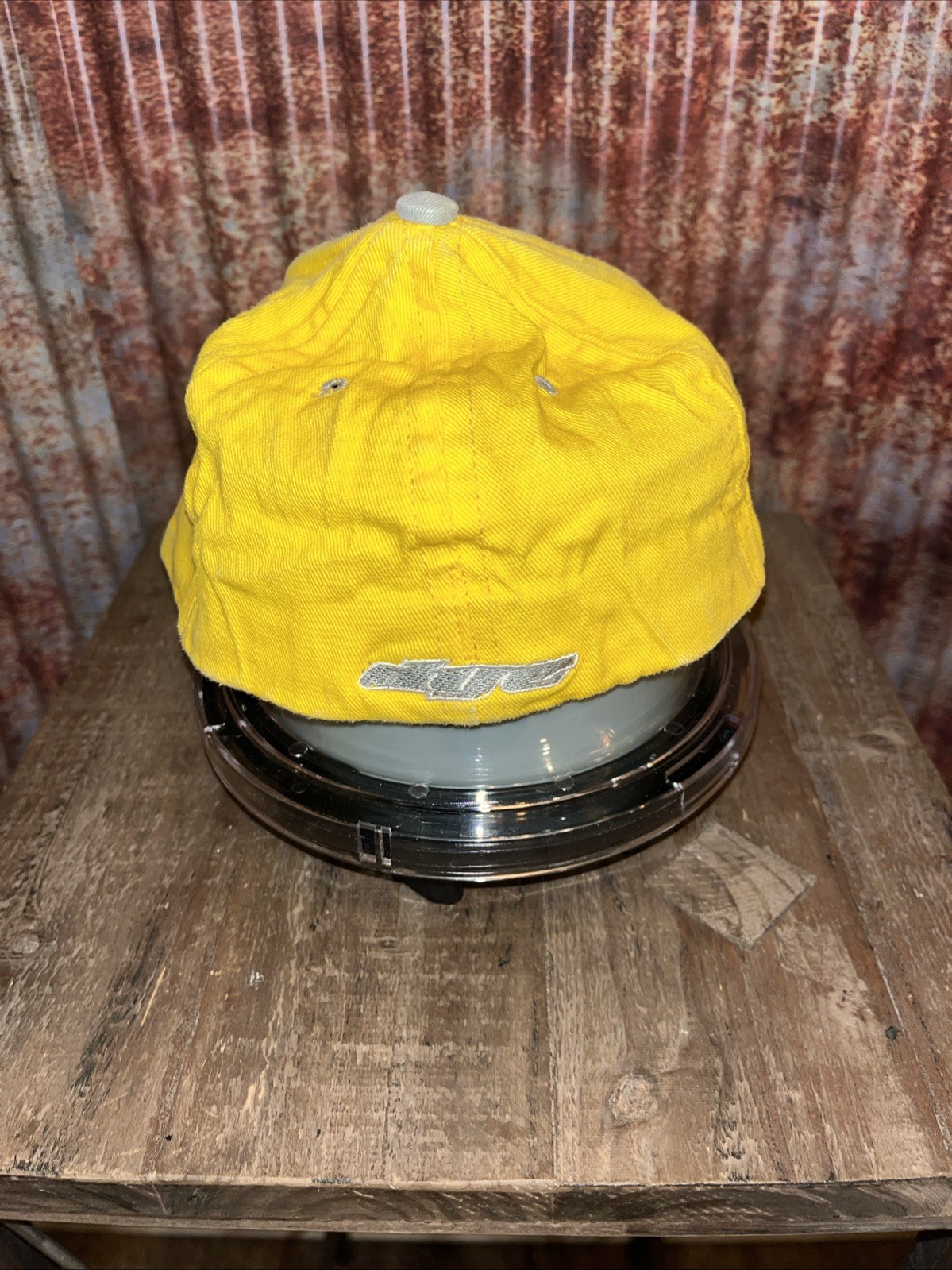 Vintage DYE paintball flex hat S-M