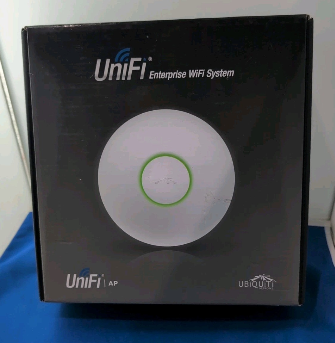 Ubiquiti UniFi AP Enterprise WiFi System UAP-US - Open Box - w/ Mounting Bracket