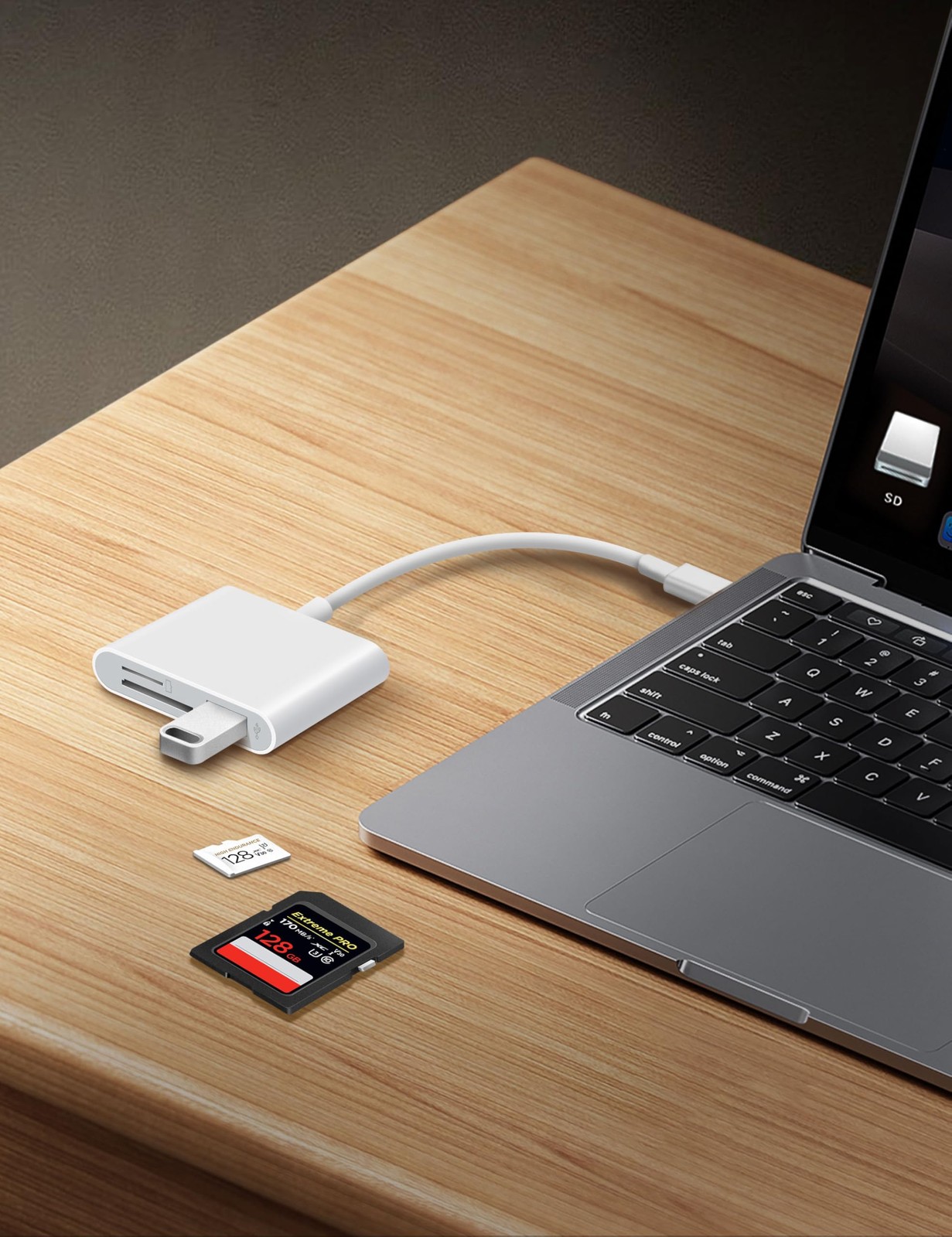 MujuDoler USB C SD Card Reader for iPhone 15 16 iPad One USB-C plug, White