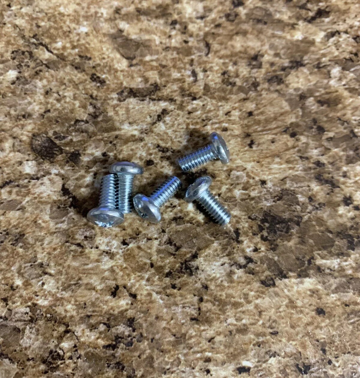 Caterpillar 8C-8514 SCREW (5pcs = 1 lot)