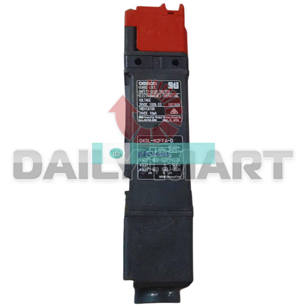 New In Box OMRON D4SL-N2FFA-D Guard Lock Safety-Door Switch