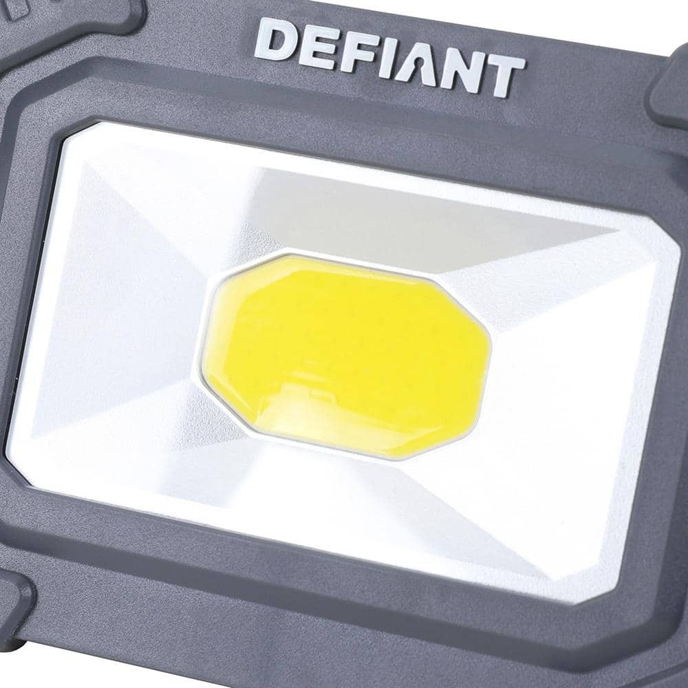Defiant 1200 Lumens Magnetic Utility Light