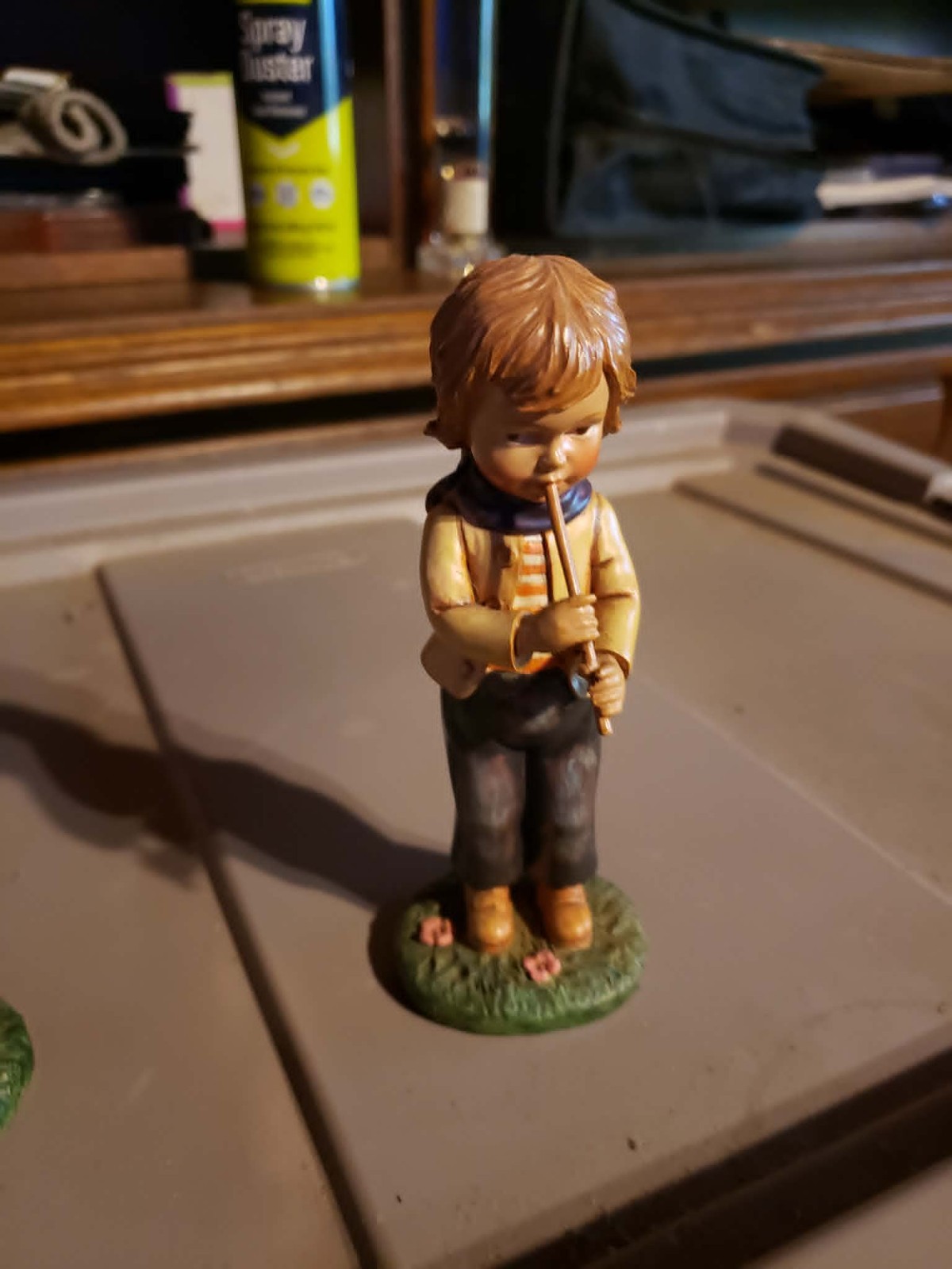 lore figuren From Lore Hummel