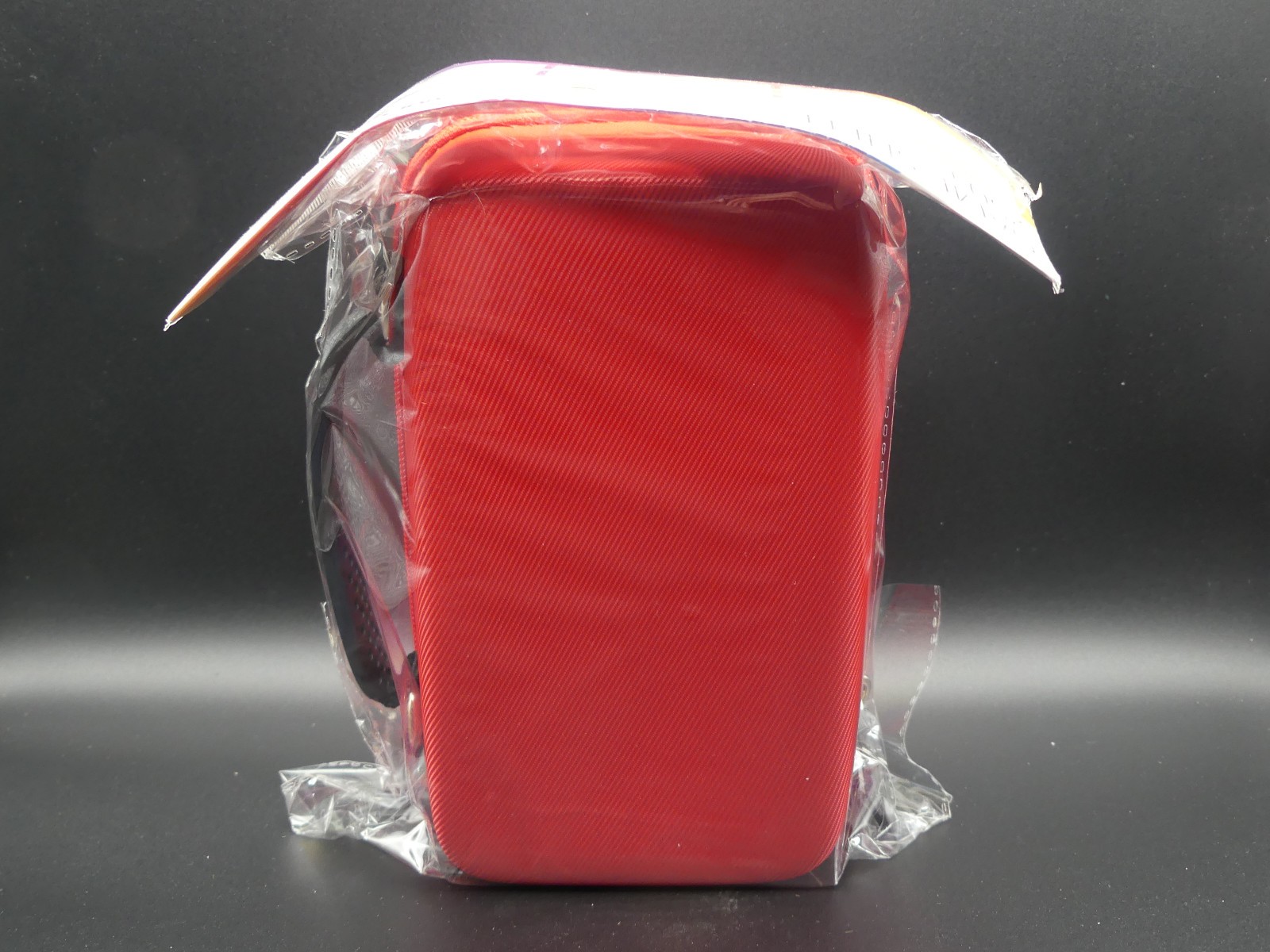 Game Shell 250+ - Red    TCG Gamegenic