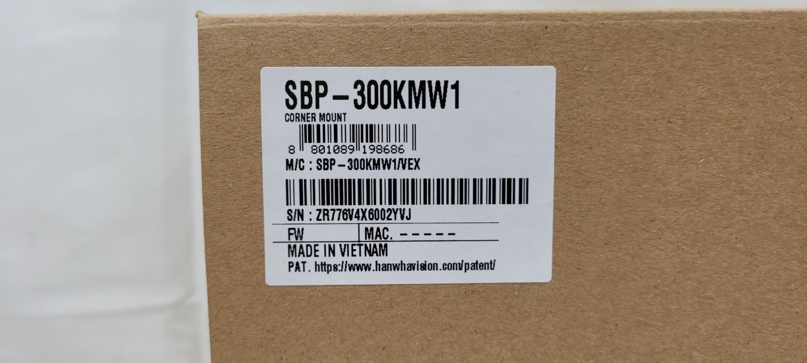 Hanwha Techwin SBP-300KMW1 Corner Mount Adapter Base Security Accessory (White)