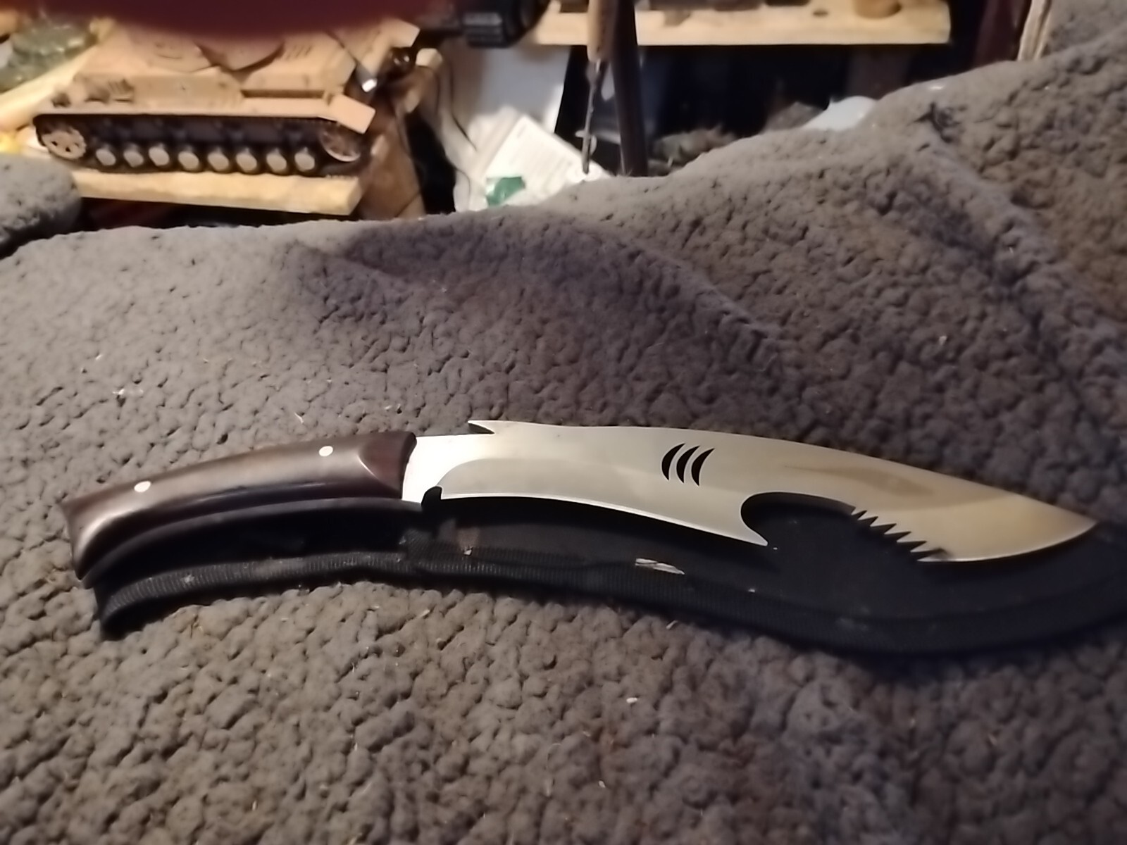 Shark Shape Knife