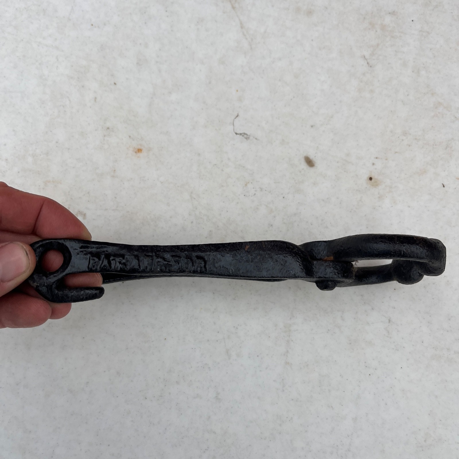 Primitive BULL NOSE PRONG Farm Tool Pliers Pullers