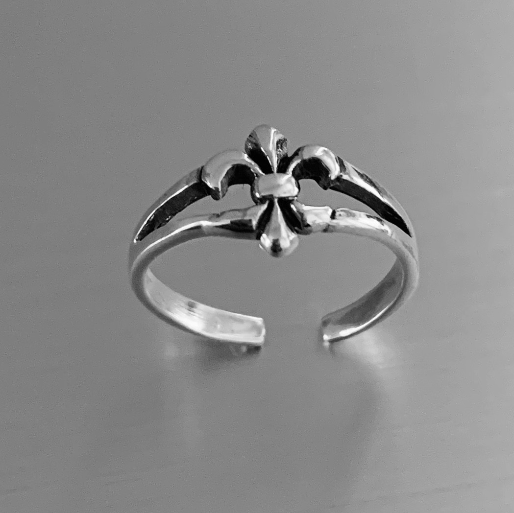 Sterling Silver Fleur De Lis Toe Ring, Silver Rings, Flower Ring, Saints Ring