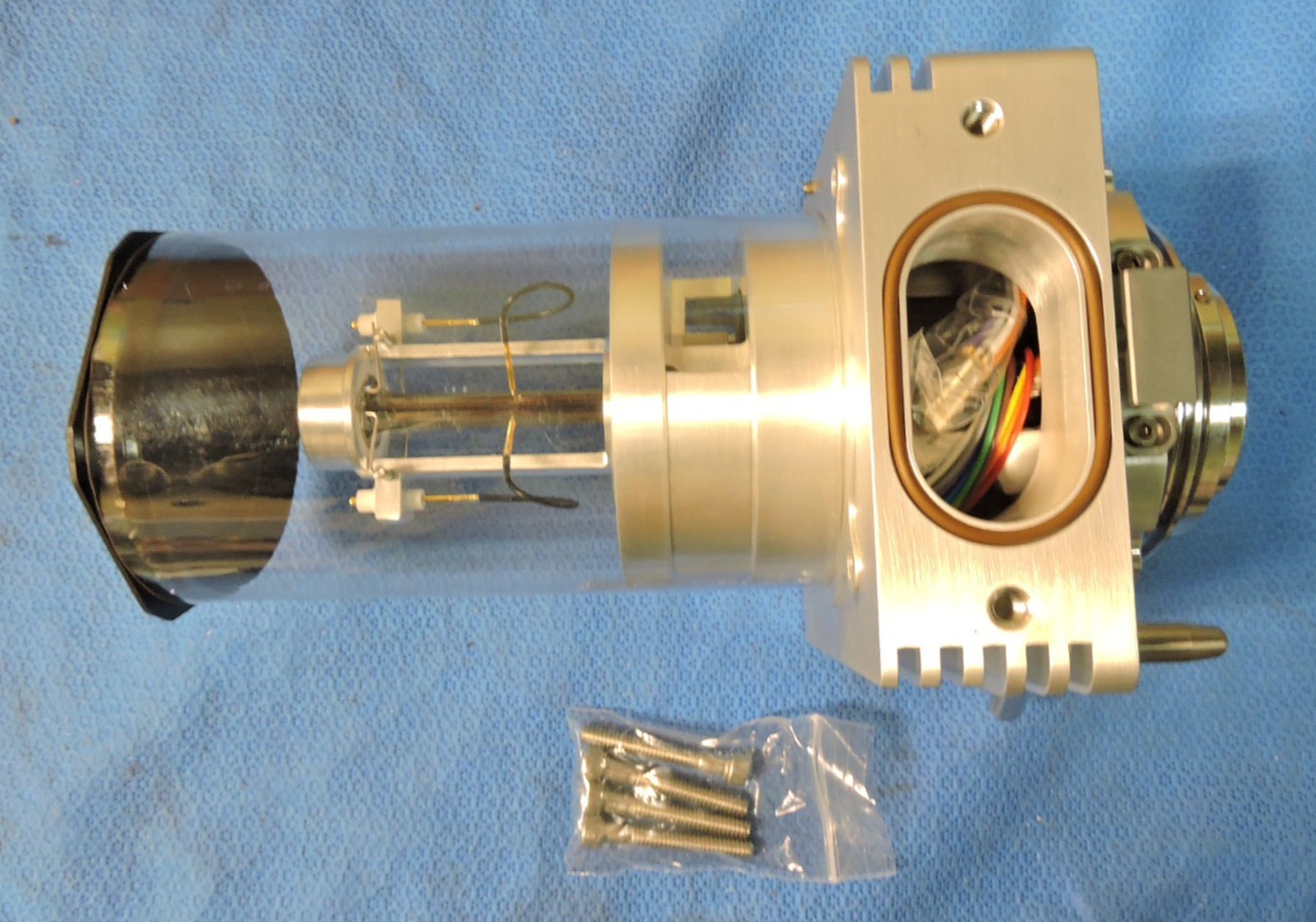 NEW Thermo Fisher 70111-60482 Ion Source Interface + Mounting Flange TSQ Quantum