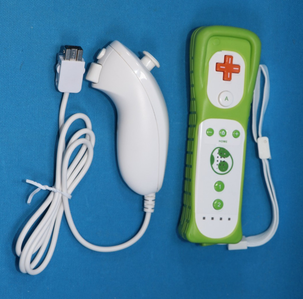 CONTROLLER & NUNCHUCK FOR NINTENDO WII WII U YOSHI DESIGN WITH MOTION PLUS - NEW