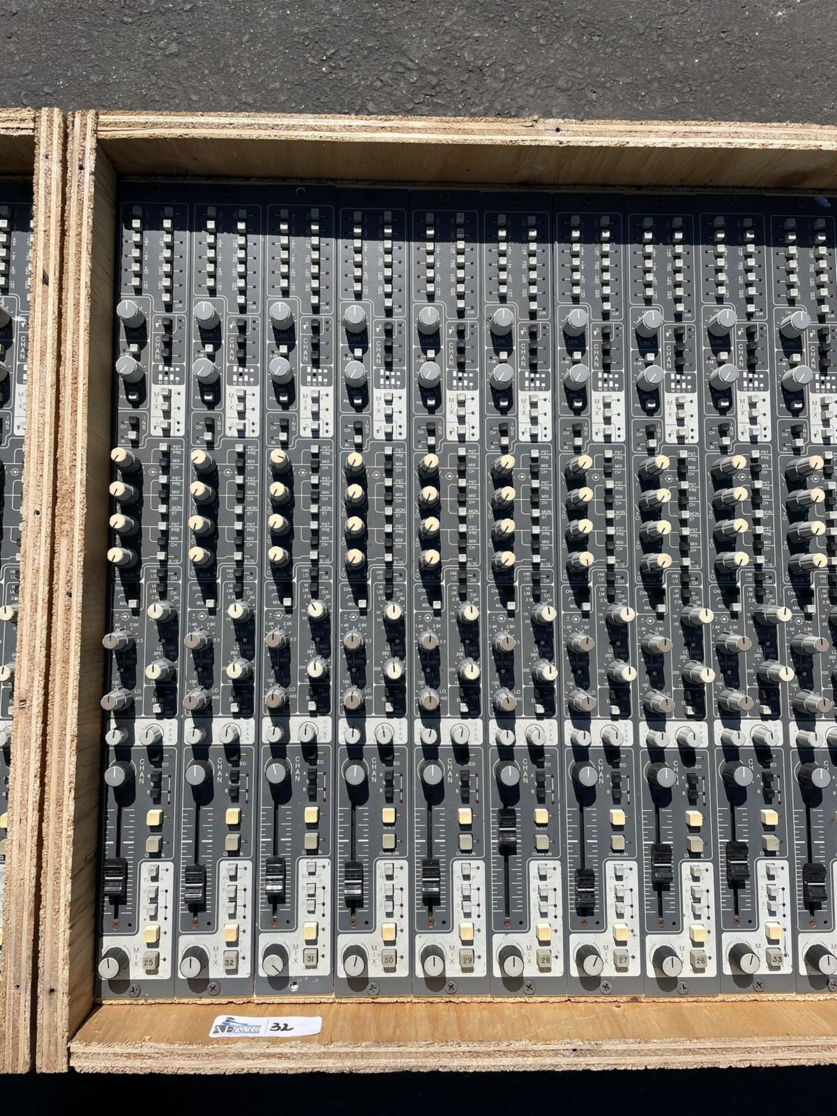 Otari Series 54 – Control Room Module Stereo - 36 Channels for console mixer
