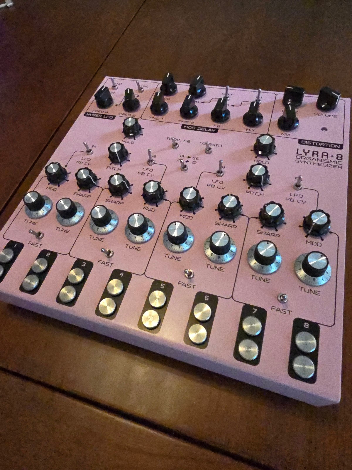 SOMA Laboratory Lyra-8 (Pink) Desktop SYNTHESIZER