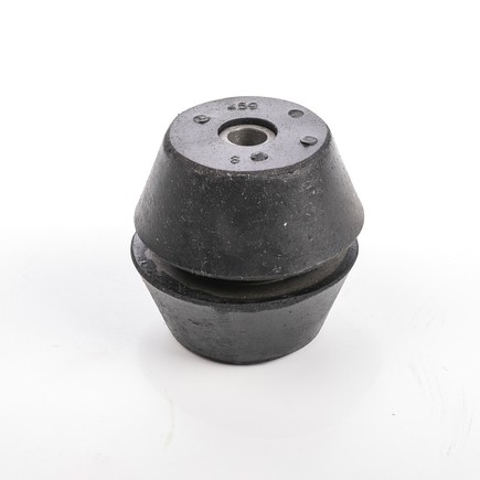 EM47480 Radiator Mount Mack Application for PAI