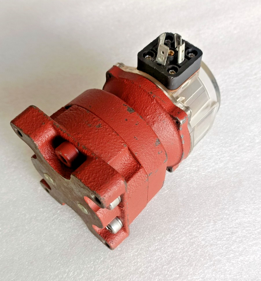 OVAL NPI45B10 Valve Open-Shut Indicator (1379CC) NEW