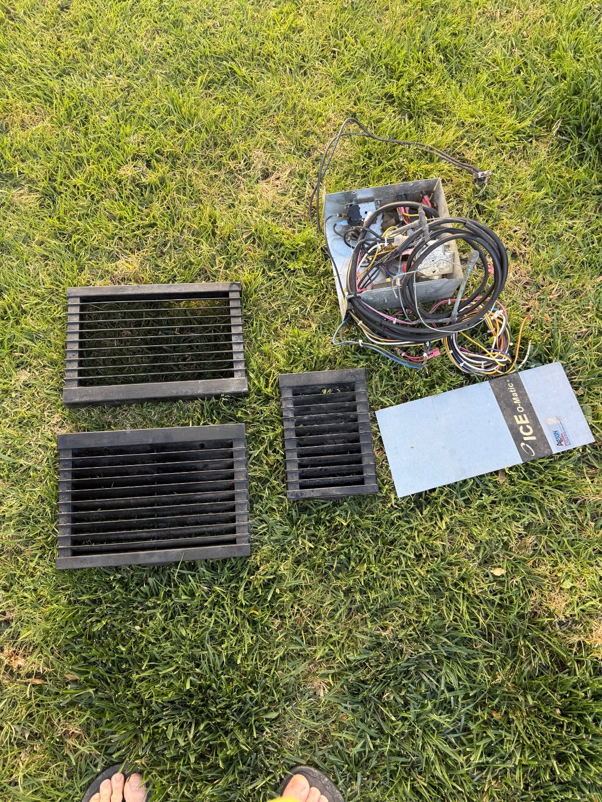 ICE-O-MATIC  Front Grill 3 piece set and electronics