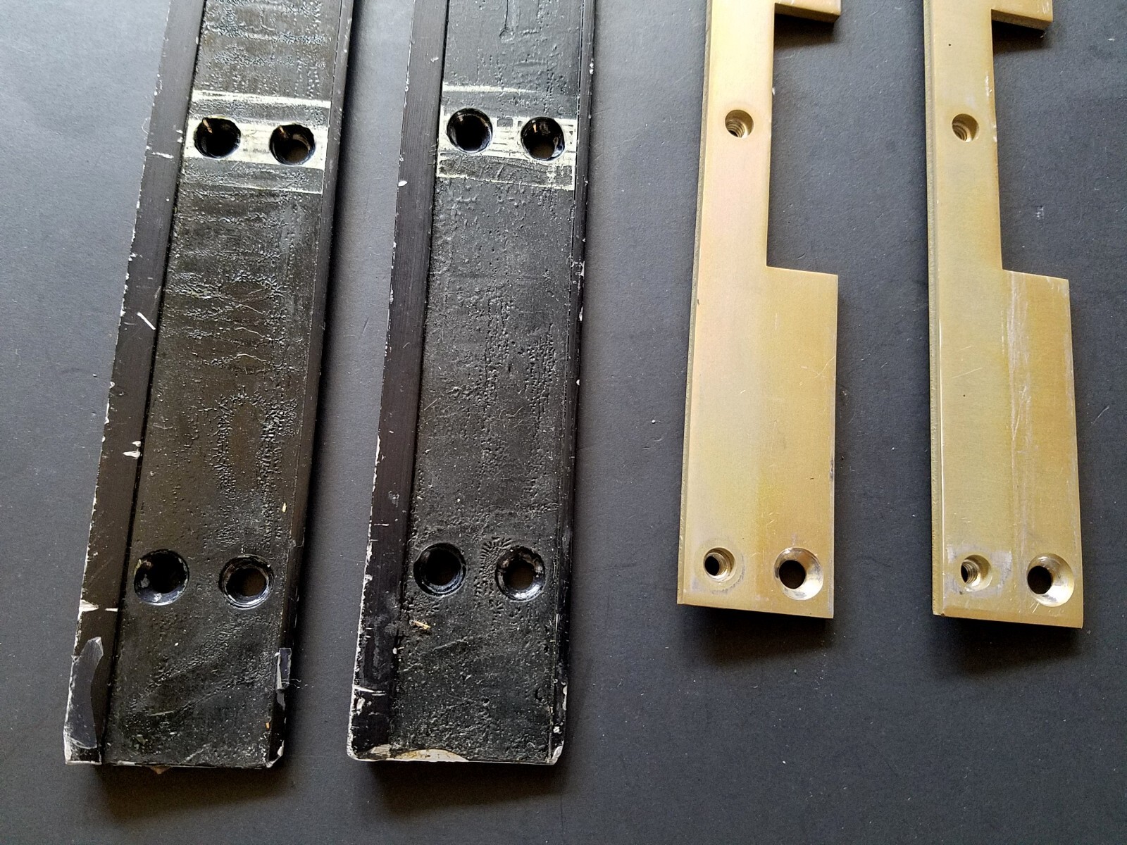 FLUKE 5100B Calibrator - Metal Brackets / Case Ends