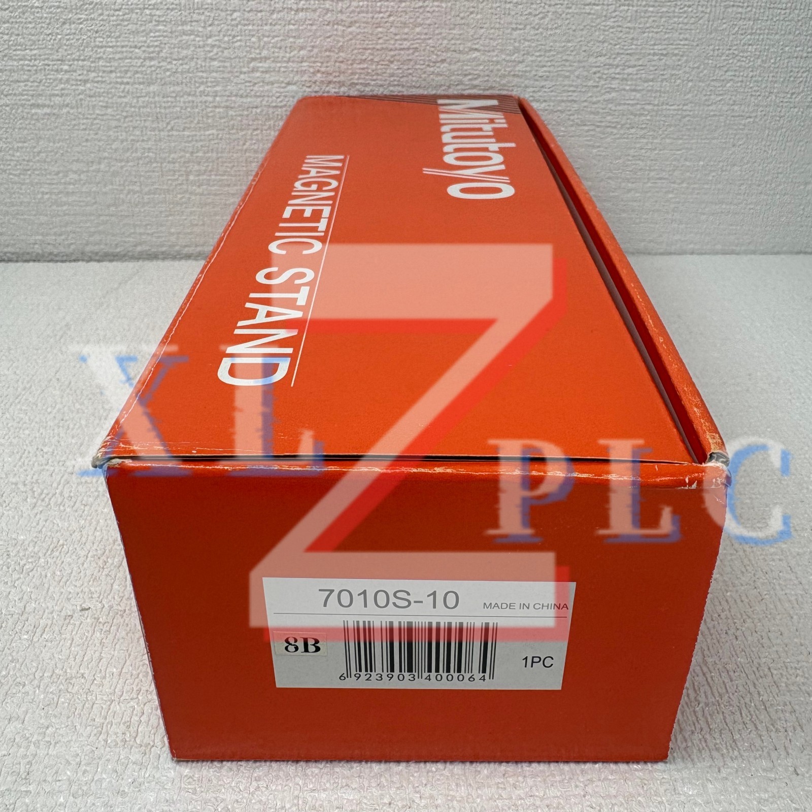 1PCS New Mitutoyo 7010S-10 magnetic table base In Box*