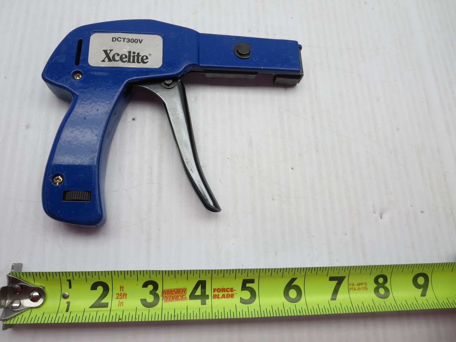 Xcelite DCT300V Cable Tie Gun Flush Cut Die Cast Steel Used Not Tested.