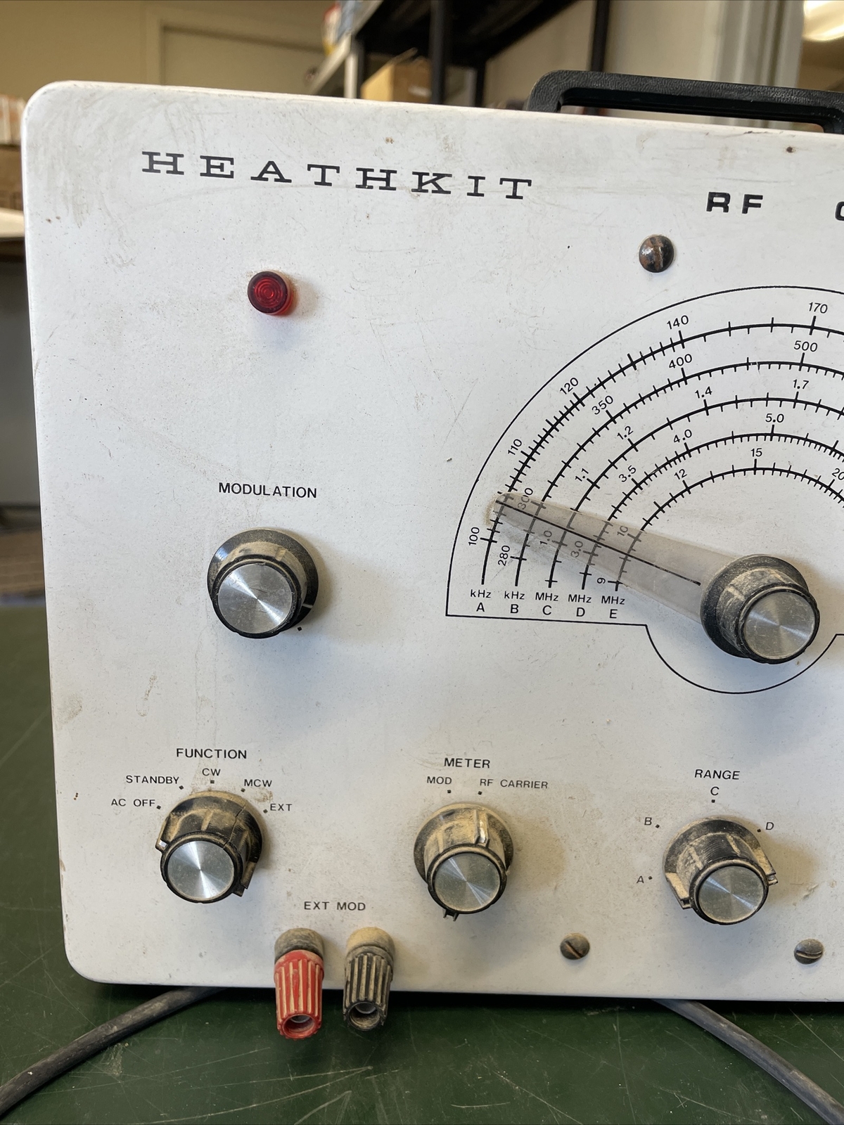 Heathkit IG-5242 RF Signal Generator Untested